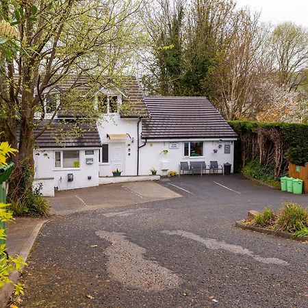 Windermere Studio Rooms - With Free Car Parking Onsite Kültér fotó