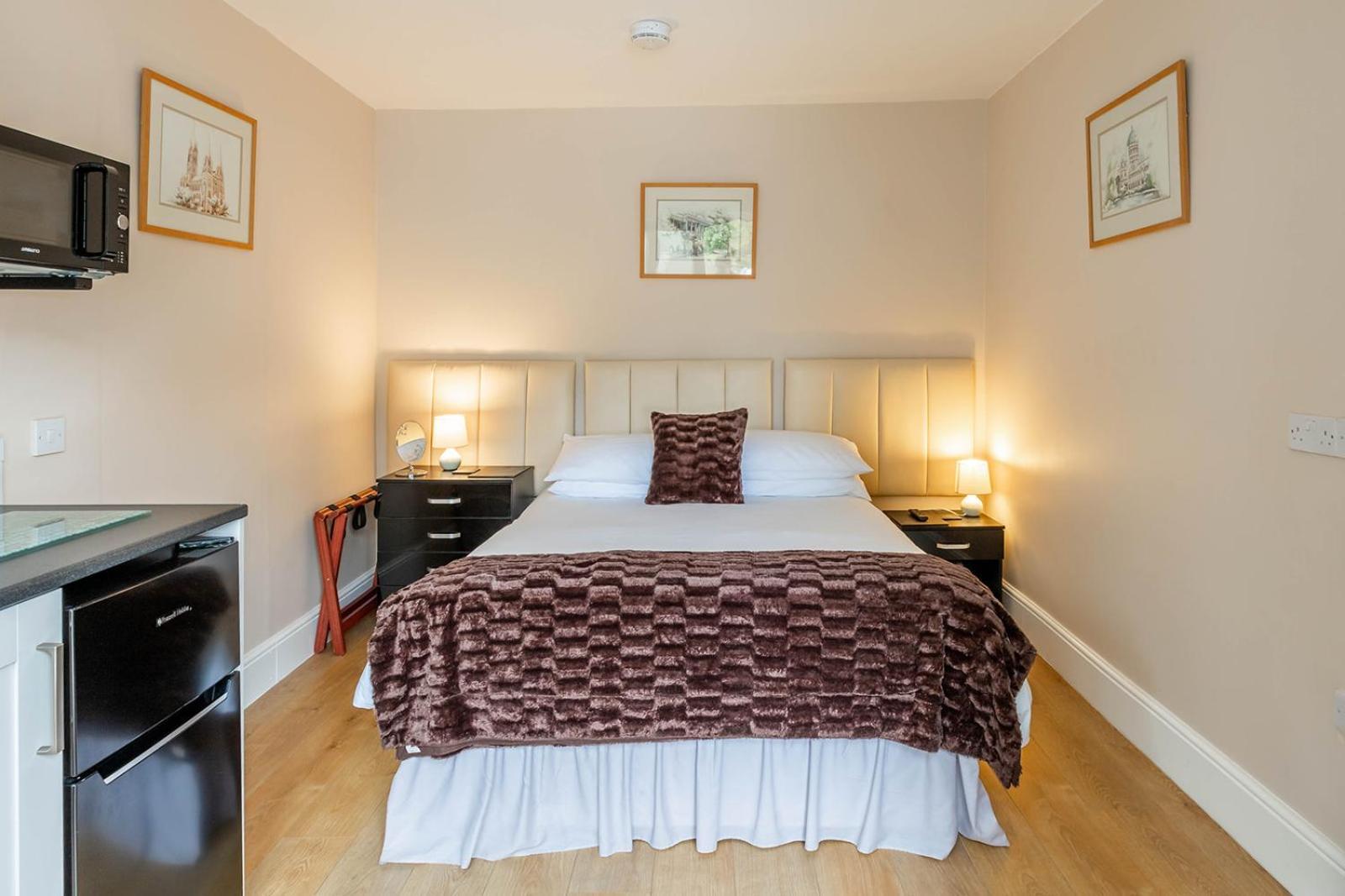 Windermere Studio Rooms - With Free Car Parking Onsite Kültér fotó