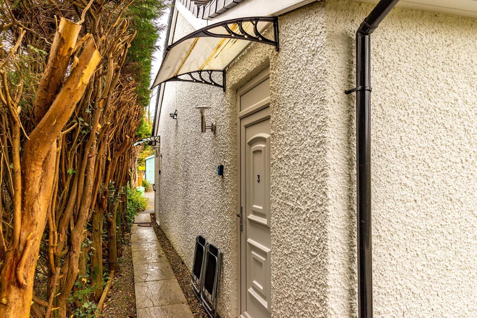 Windermere Studio Rooms - With Free Car Parking Onsite Kültér fotó