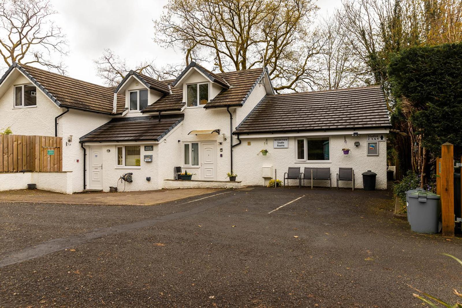 Windermere Studio Rooms - With Free Car Parking Onsite Kültér fotó
